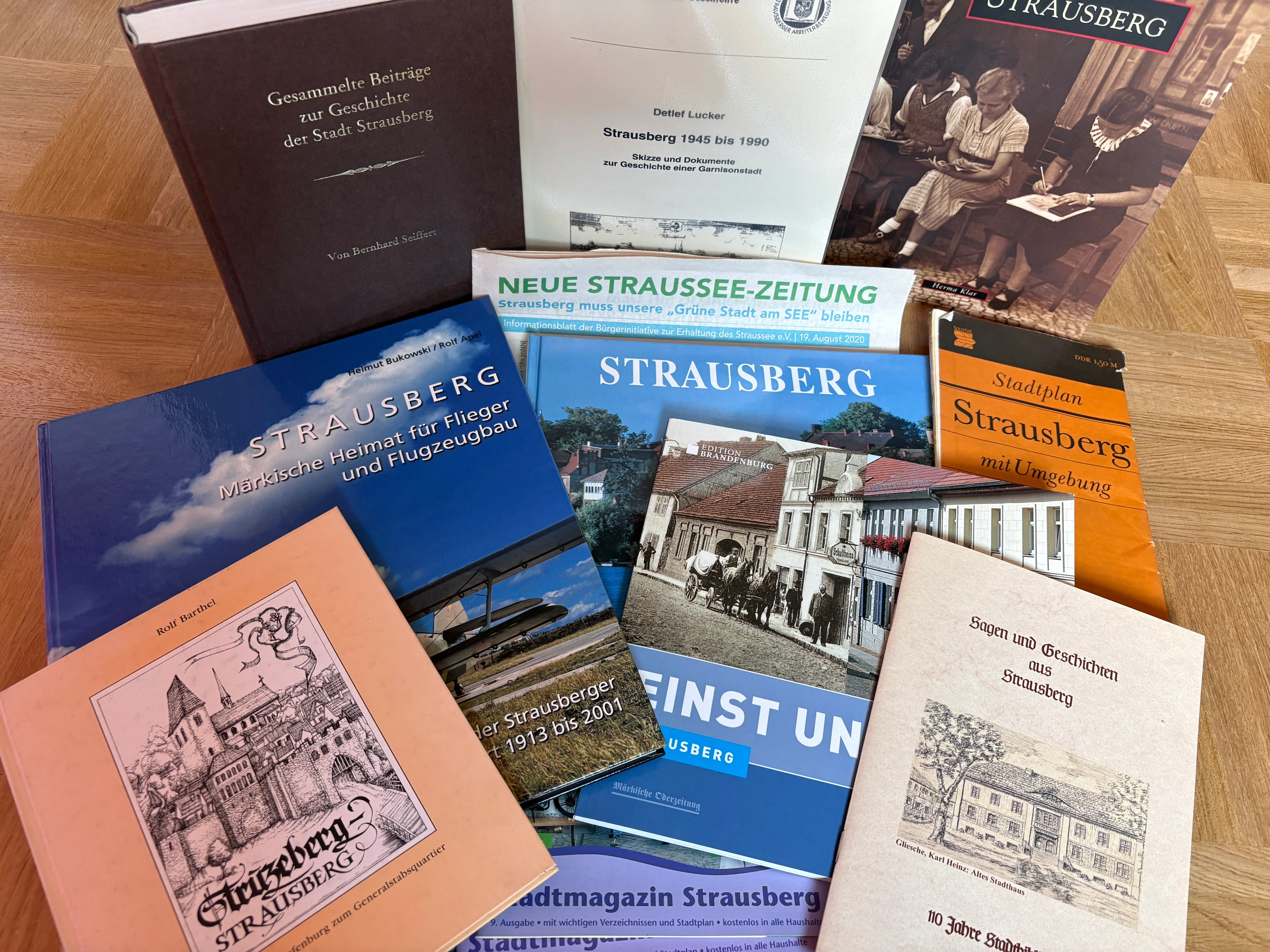 Bücher über Strausberg: Reiseführer, Chroniken, etc.
